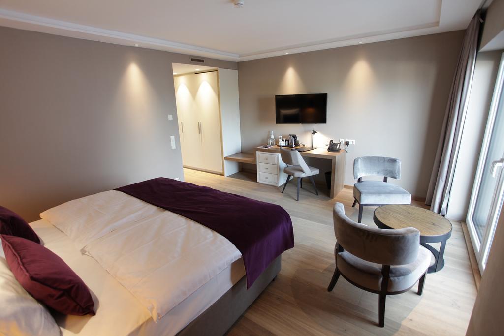 Hotel Aurelia Aldingen  Ngoại thất bức ảnh