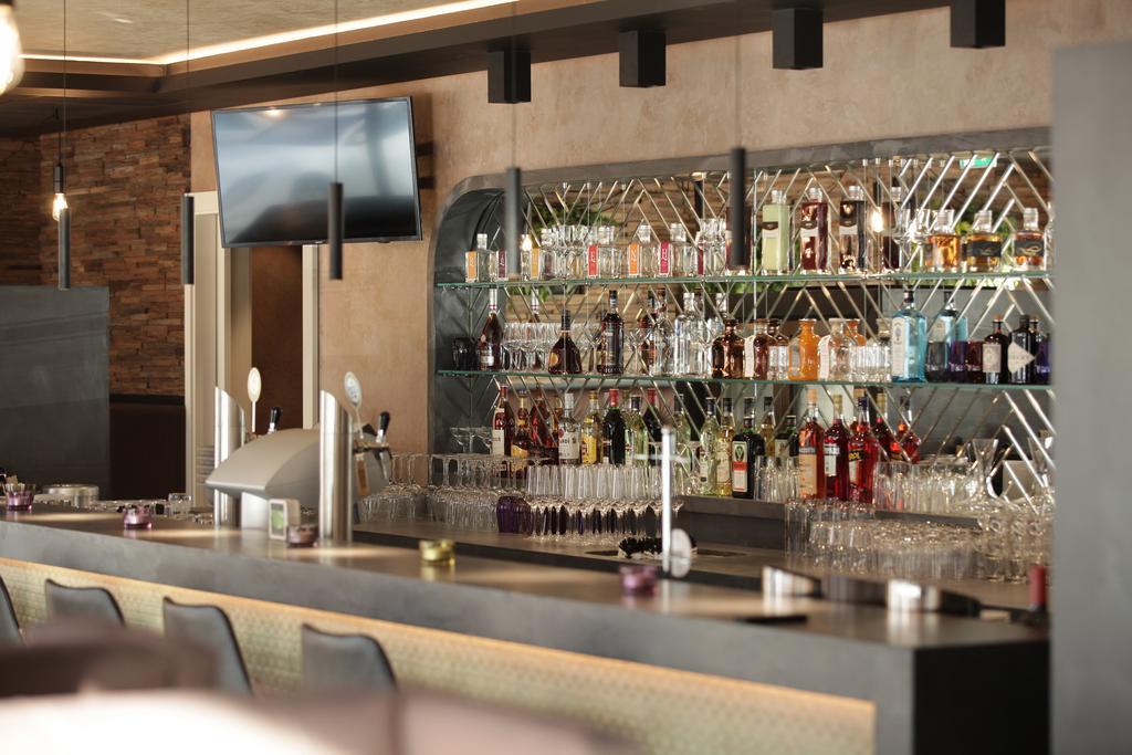 Hotel Aurelia Aldingen  Ngoại thất bức ảnh