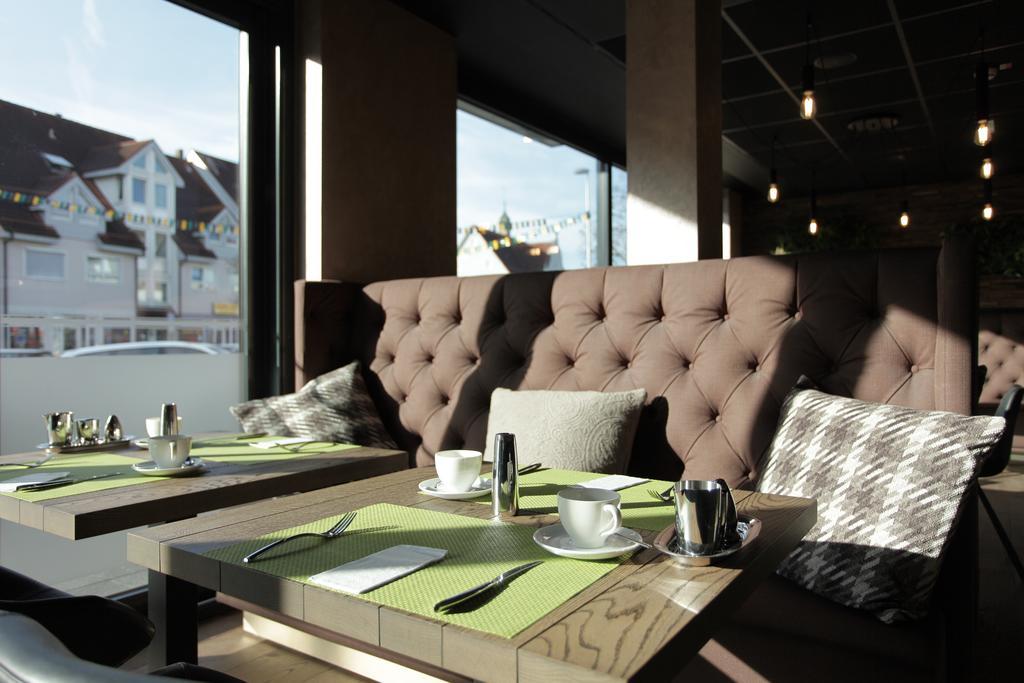 Hotel Aurelia Aldingen  Ngoại thất bức ảnh
