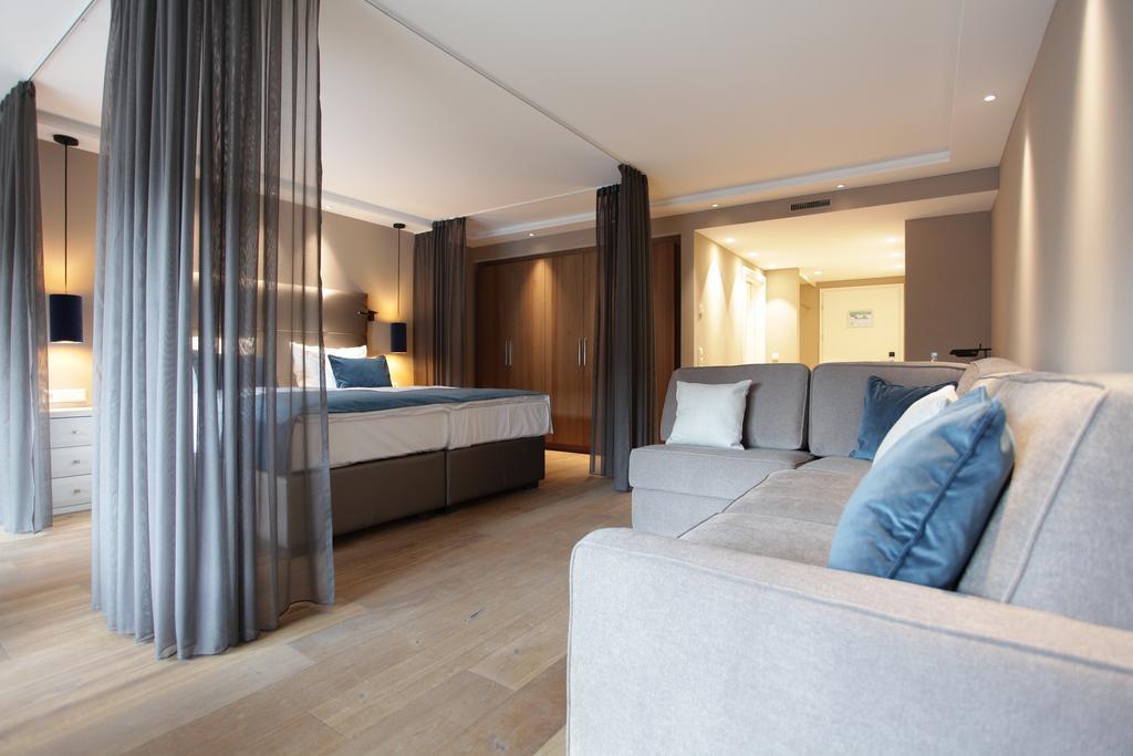 Hotel Aurelia Aldingen  Ngoại thất bức ảnh