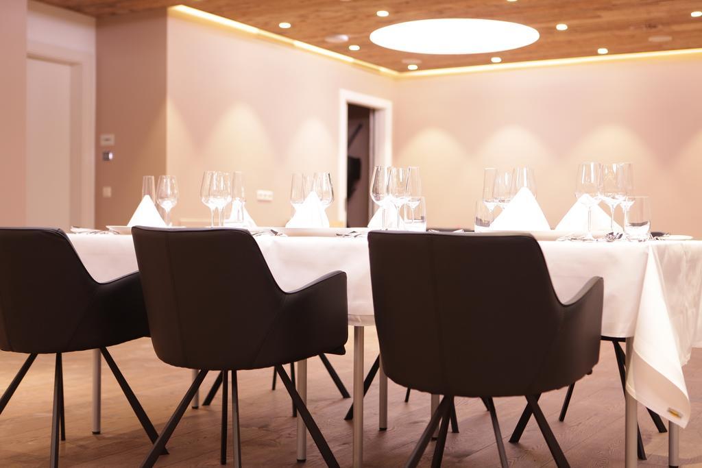 Hotel Aurelia Aldingen  Ngoại thất bức ảnh